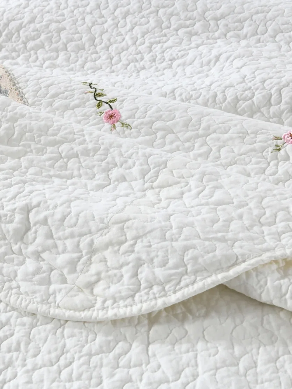 3 PIECE 100% COTTON QUILT SET, OVERSIZED LIGHTWEIGHT EMBROIDERED BEDSPREAD